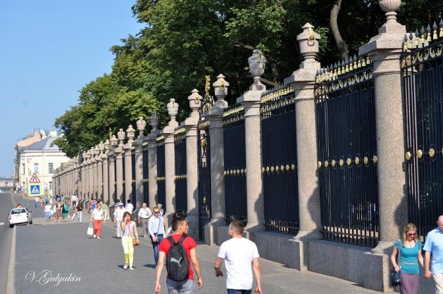 Что можно посмотреть в Санкт-Петербурге? Знаменитая на весь мир ограда Летнего сада  
